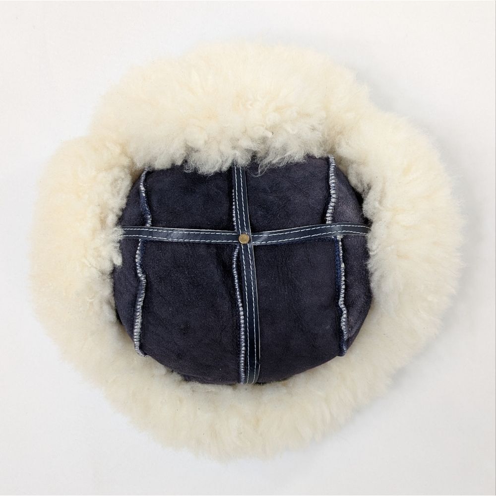 Vintage Shearling Cossack Hat - Picture 6 of 8